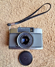 Olympus PEN EES-2 35mm Half Frame Film Camera Silver w/ Cap Tested JAPAN Exc 