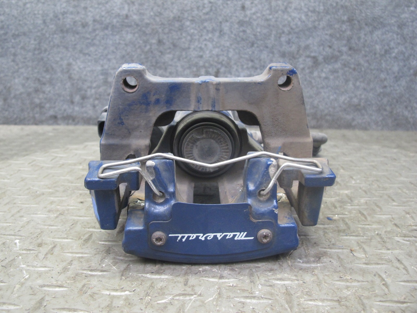 2017-2020 MASERATI LEVANTE M161 3.0L REAR LEFT & RIGHT SIDE BRAKE CALIPER SET