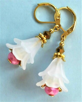 double WHITE FLOWER Acrylic PINK CRYSTAL earring GP LEVER BACK 722