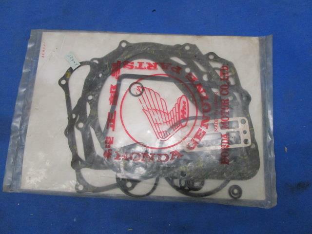 NOS Honda Gasket Kit B 1974 CB 750 CB750 # 06111-300-000 Factory