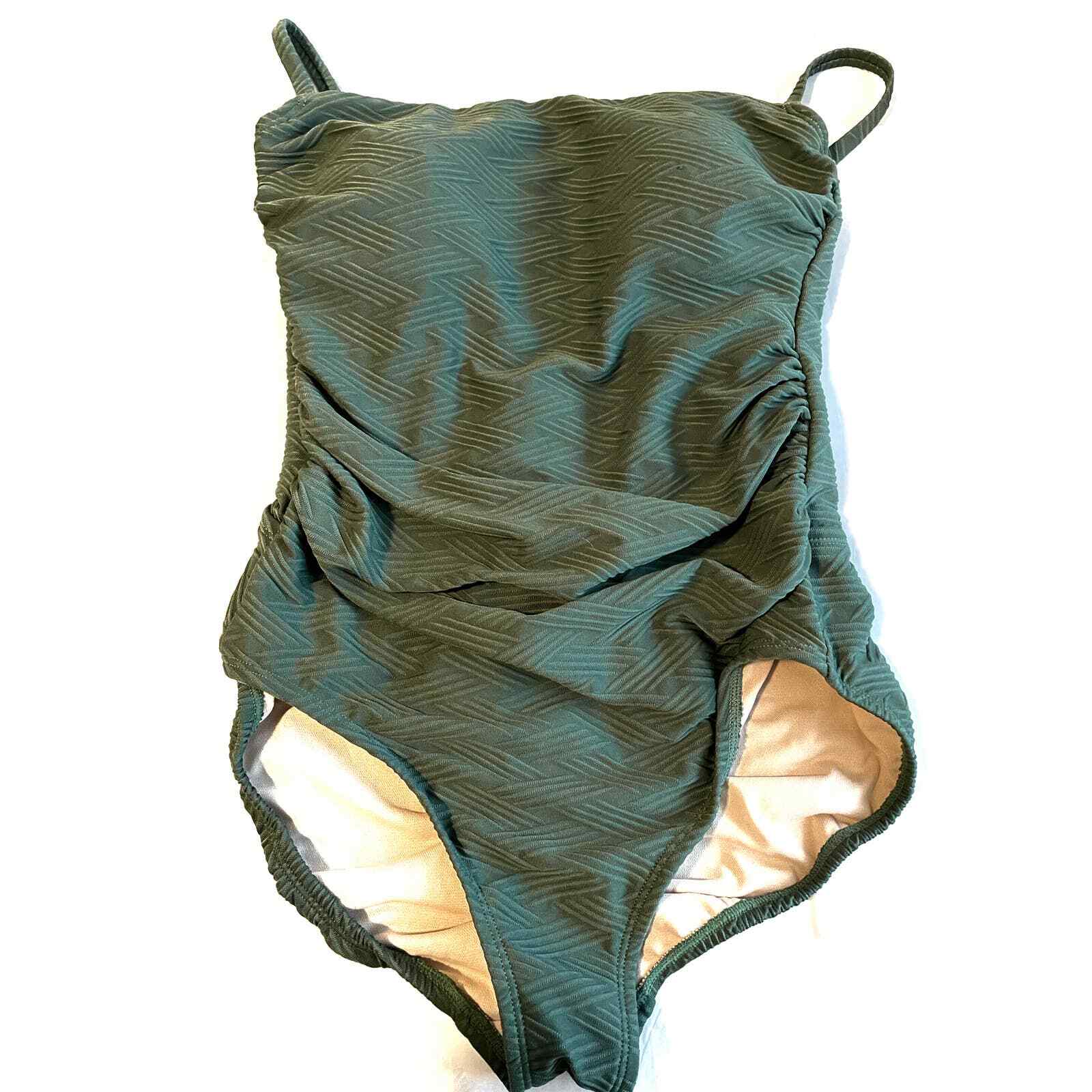 Kona Sol green textured one piece swimsuit. Size Med. Gem
