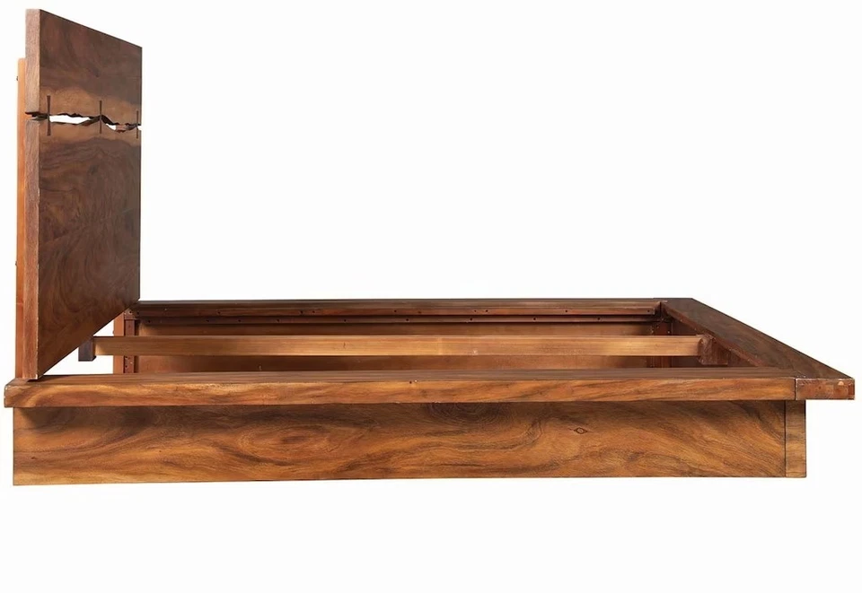 Cama plataforma king de madera Coaster Winslow Live Edge Foto 4 de 4