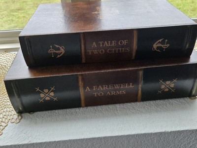 Decorative Charles Dickens Brown Aged Faux Wooden Book Box/Jewelry Box Vintage