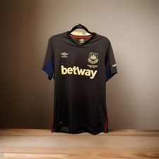 West Ham United Away Football Umbro Shirt Jersey Mark Noble 2016 Size MEDIUM