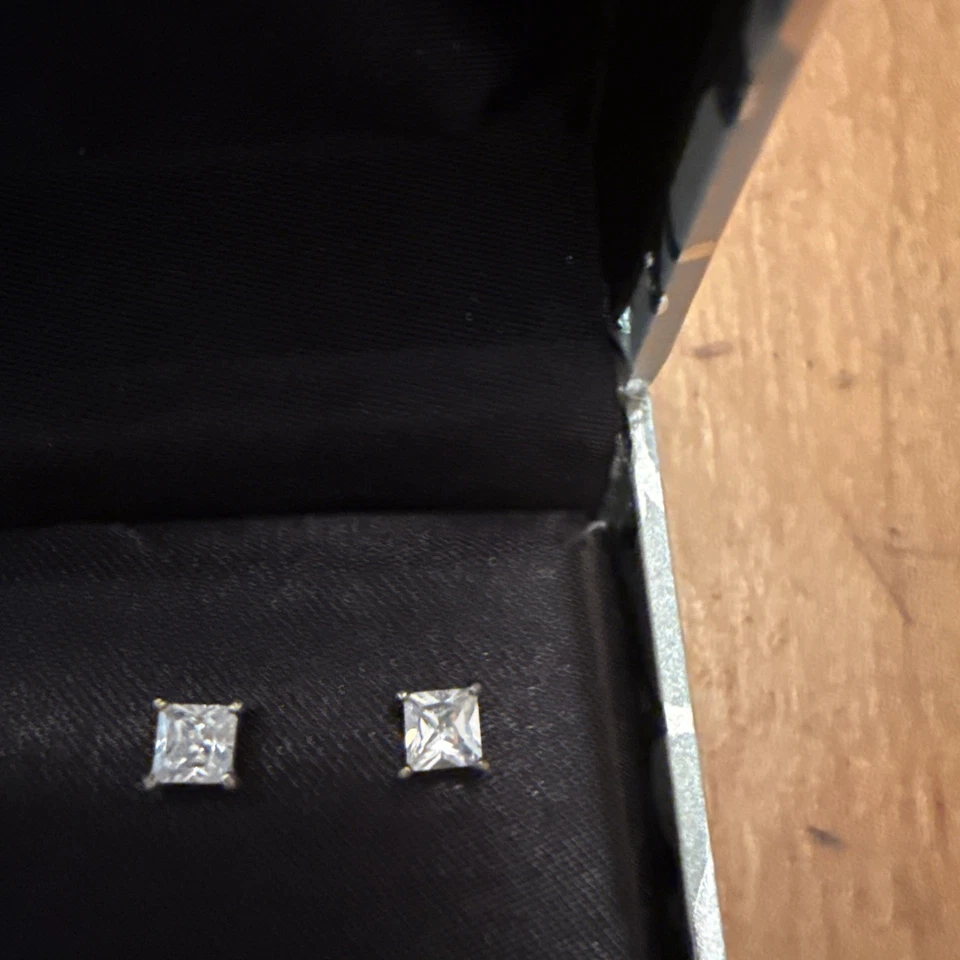 3 pares de pendientes perforados de plata de ley y circonitas cúbicas Foto 3 de 4