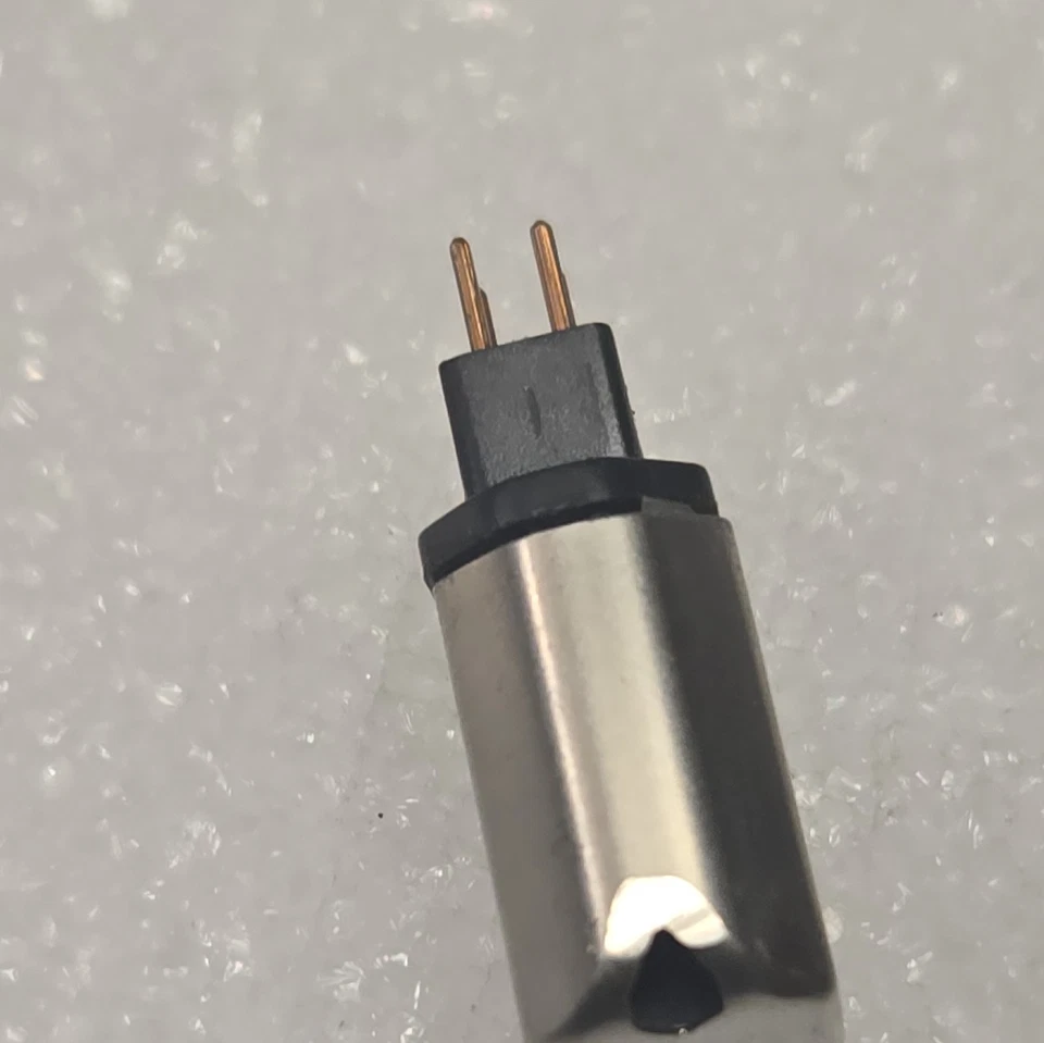 Рабочий винтажный картридж для проигрывателя SHURE M99E. Без стилуса.  Бесплатная быстрая доставка  - Изображение 2 из 4