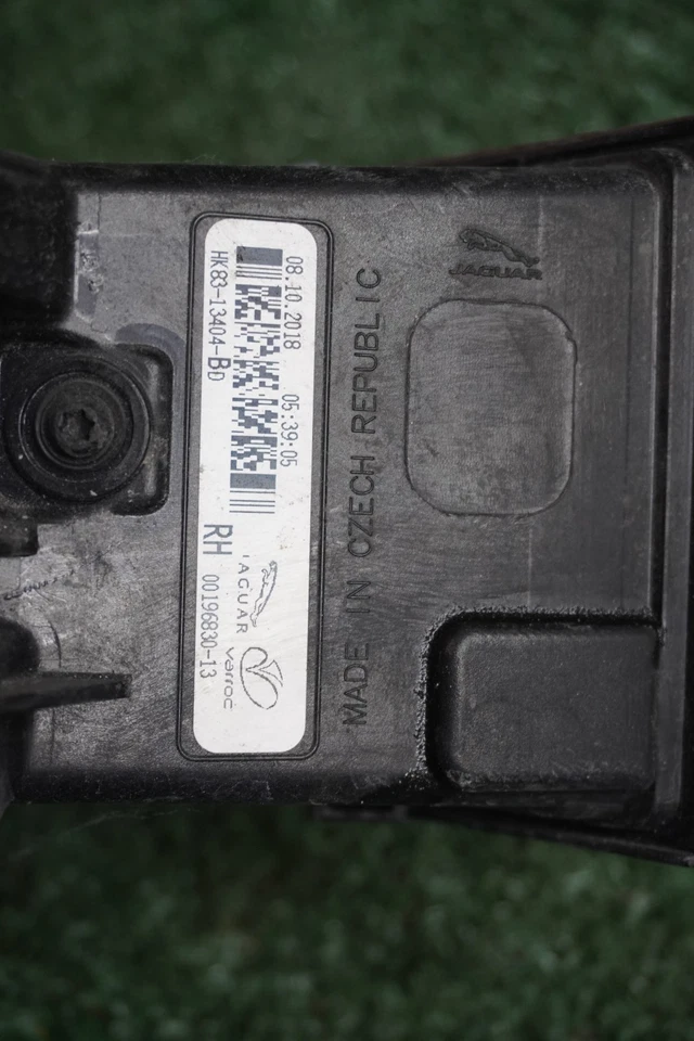 2017 2018 2019 JAGUAR F PACE RIGHT SIDE REAR TAIL LIGHT LED OEM HK8313404BD - Image 4 of 4