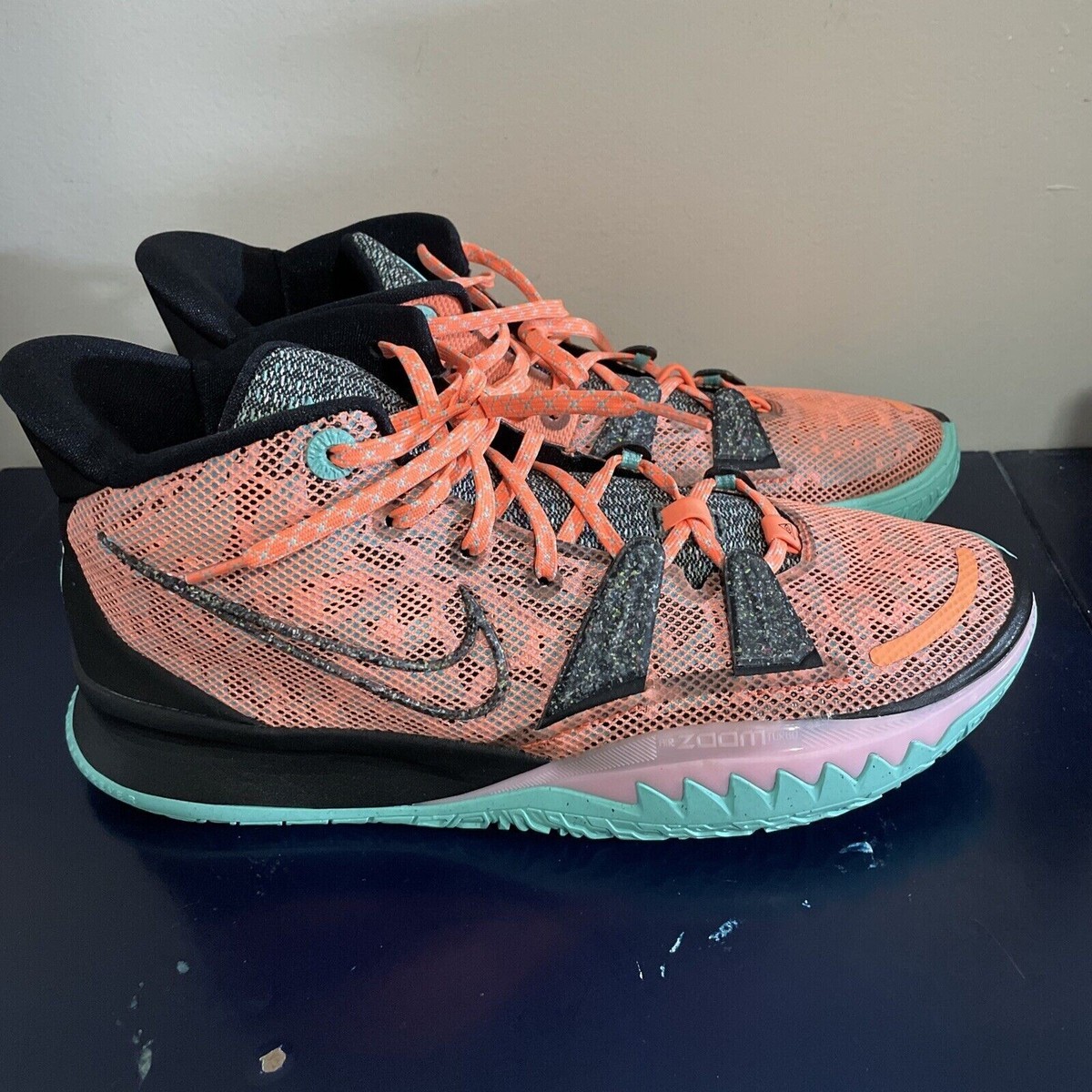 Nike Kyrie 7 \