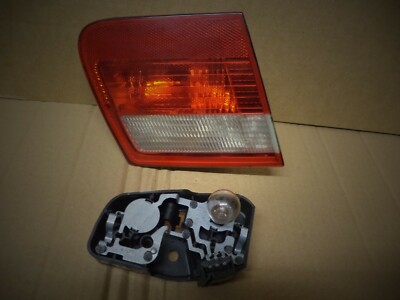 BMW E46 TOURING KOMBI HECKKLAPPE LINKS LICHTSCHEIBE TYP AB BJ 2004   