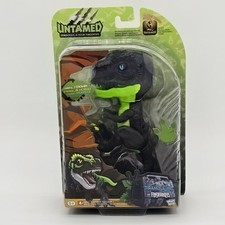 SEALED Fingerlings Untamed T-Rex Figure Interactive Black Green Dinosaur WowWee