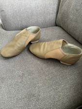 Tan Leather Slip-On Jazz Dance Shoes - Split Sole Arch - Size 9.5