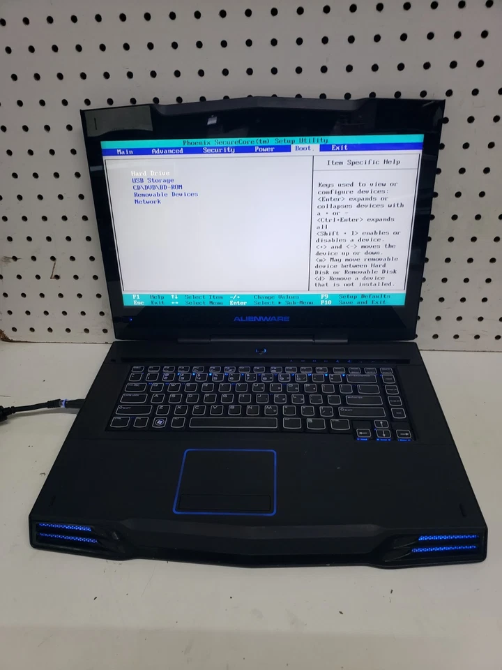 Dell Alienware M15x P08G Laptop Computer -15" Screen NO HDD -8GB RAM, BOOT TO BI - Image 2 of 4
