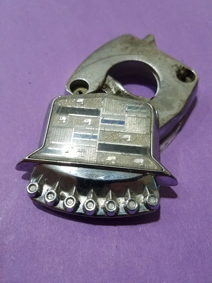 Bn29 1984-1993 Cadillac Fleetwood DeVille Seville Brougham cubierta tapa bloqueo aleta Foto 4 de 4