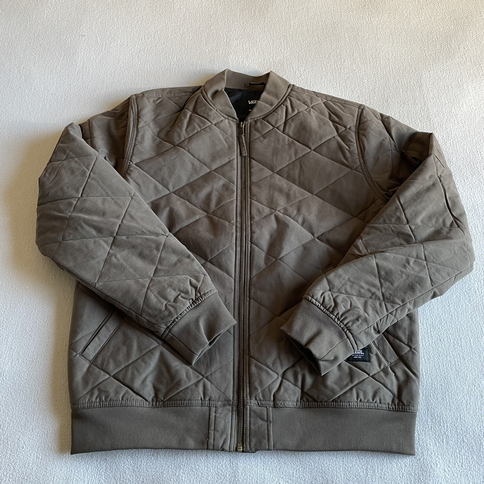 VANS Off The Wall Mens Trusel Bomber Jacket Size M Canteen