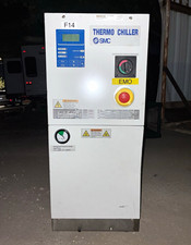 SMC HRZ002-W-D Thermo Chiller 0.44 Ton 208V 6000 BTU Water-Cooled EMO