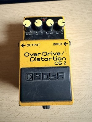 Boss OS-2 Overdrive/Verzerrung Gitarren-Effektpedal