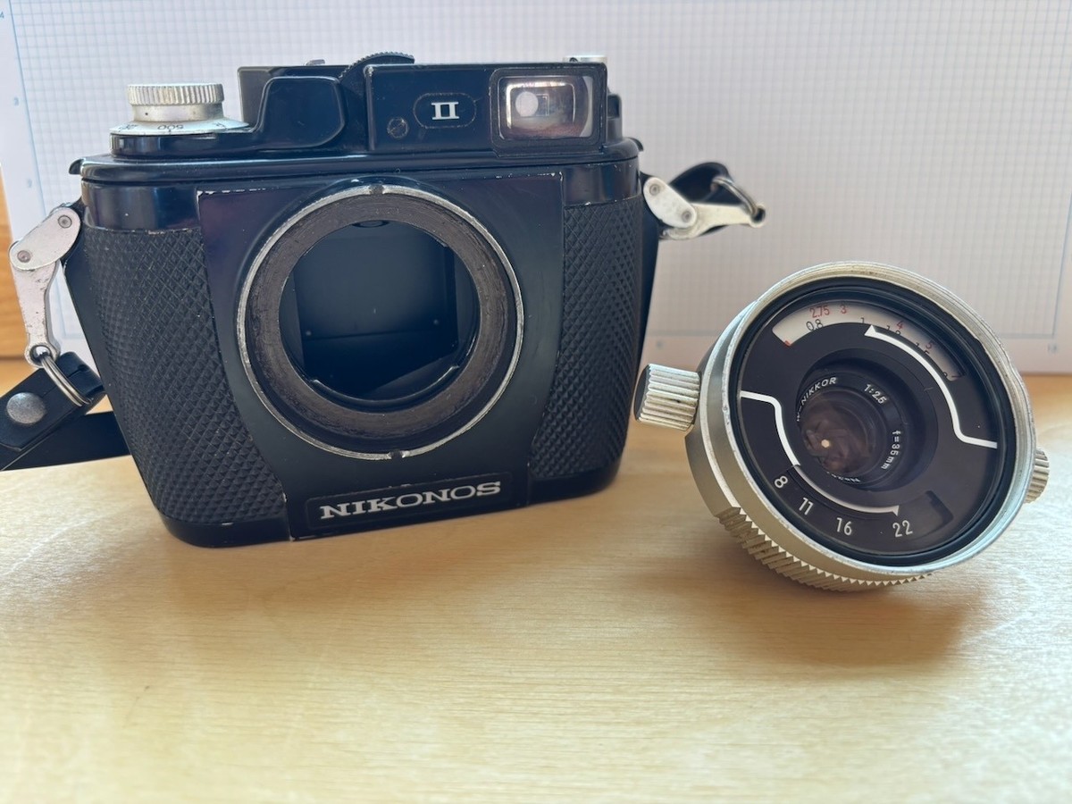 Nikonos II Nikkor 35 2.5 フィルムカメラ 黒　水中 Nikon Nikonos II 35mm Underwater Film Camera for sale online | eBay