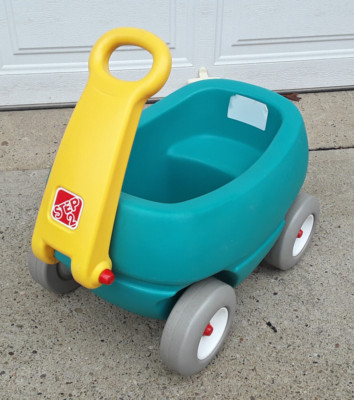 STEP 2 Little Helper's Wagon Kids Cart Pull Along Outdoor Toy Teal Green Yellow