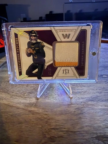 2024 National Treasures Jayden Daniels RC Treasures Patches Gold/10🔥