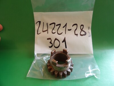 NOS SUZUKI TM125 TM100 RM125 RM100 TRANSM. 2ND DRIVE GEAR OEM 24221-28301