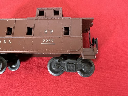 LIONEL POSGUERRA MARRÓN ESCASO 2257 CABOOSE (Tipo VI) - Raro - Muy buen estado - Imagen 6 de 15