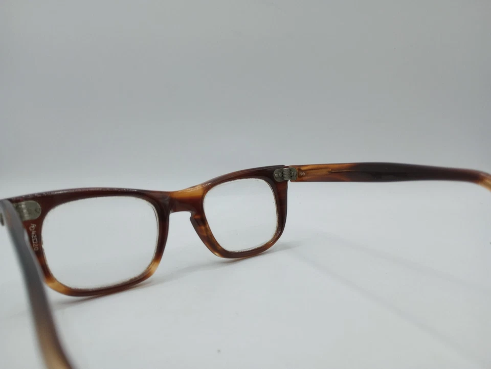 Gafas recetadas vintage American Optical marrón AO 42 20 marco 5 1/2 Foto 3 de 4