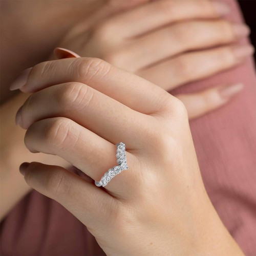 Classic Round Lab Created Diamond Wishbone Ring IGI, 0.5Ct VS1/D-F in 9K Gold - Picture 2 of 6