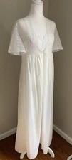 Vintage Val Mode M/L Lace Ivory Maxi Peignoir Nightgown Lingerie Robe 2pc Set