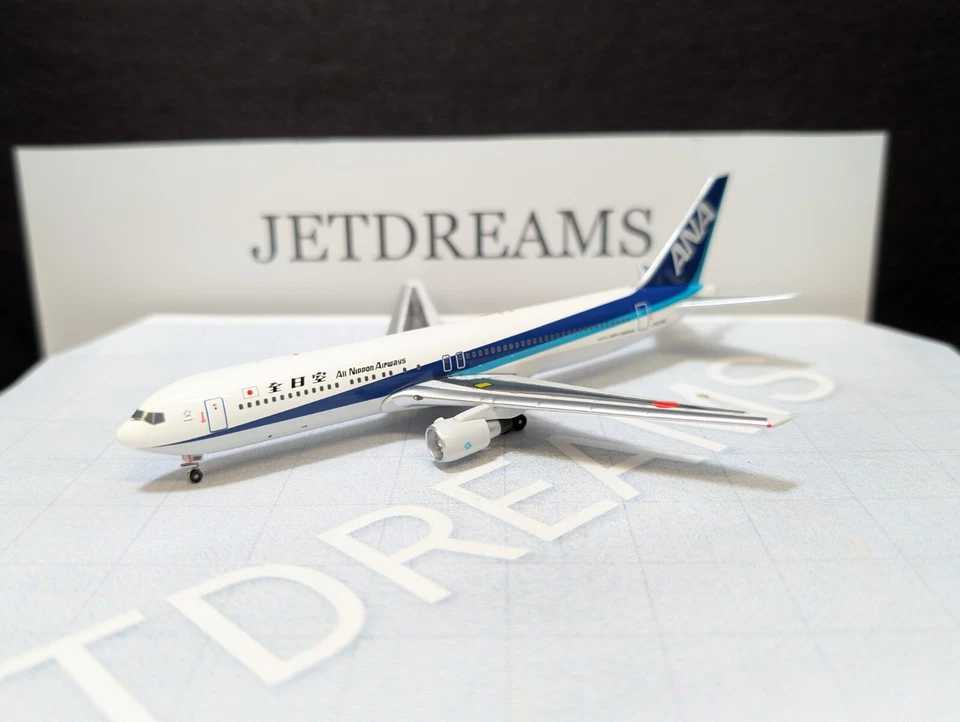 1/400 ANA / ALL NIPPON AIRWAYS BOEING 767-300 TRITON COLORS JA8358 AEROCLASSICS - Image 3 of 4