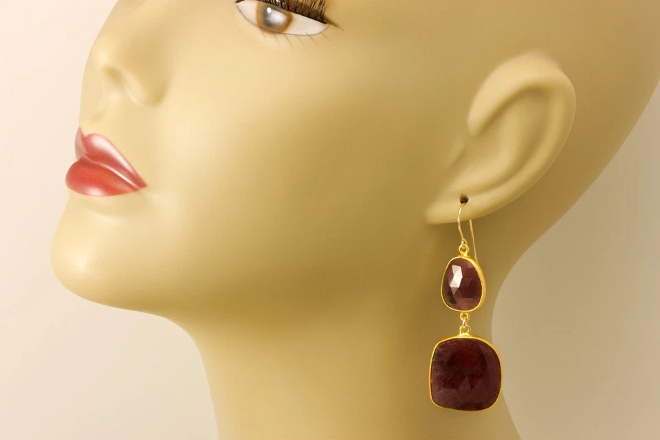 Pendientes Zafiro Rojo Bisel Natural Doble Colgado 14k Oro Sólido Gotas 2.5 Pulgadas Foto 2 de 2