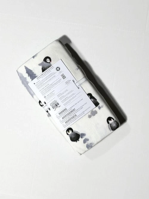 Pottery Barn Kids Flannel Penguin Organic Cotton Baby Crib Fitted Sheet New - Image 2 of 2