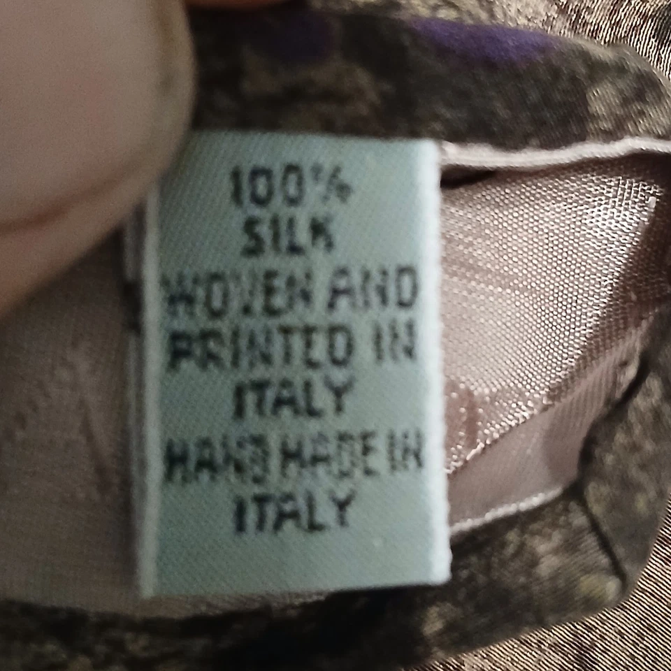 Gravata de seda Alfani 58x4 feita à mão estampa de designer roxa/verde/cinza (0208) - Imagem 4 de 4