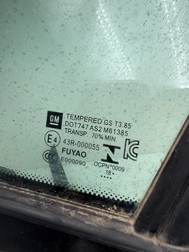 16-19 CHEVROLET CRUZE Left Front Door Vent Glass 42686961 OEM B435-5 — 第 4/4 张图片
