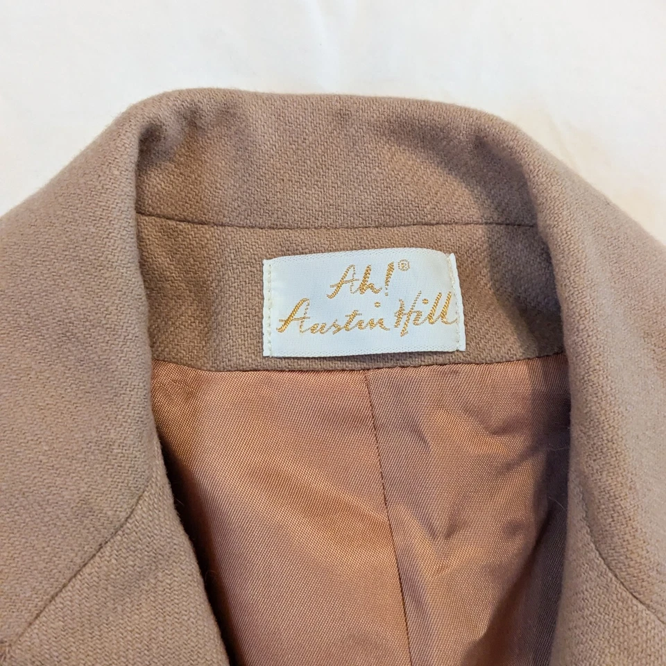 Vintage Wool Blend Camel Blazer Jacket Women's Sz 8 - Image 4 of 4