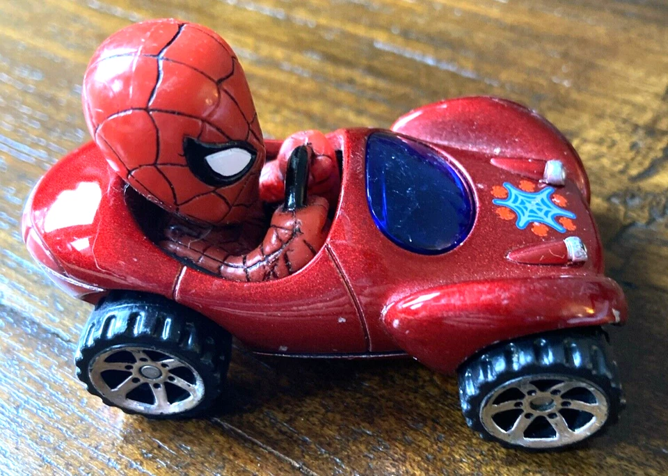 Marvel Spiderman 2006 rojo diecast car verso de corredor de 2,5 pulgadas Foto 3 de 4