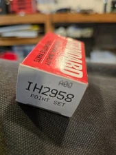 Standard IH2958/Carquest 12061 Ignition Point Set