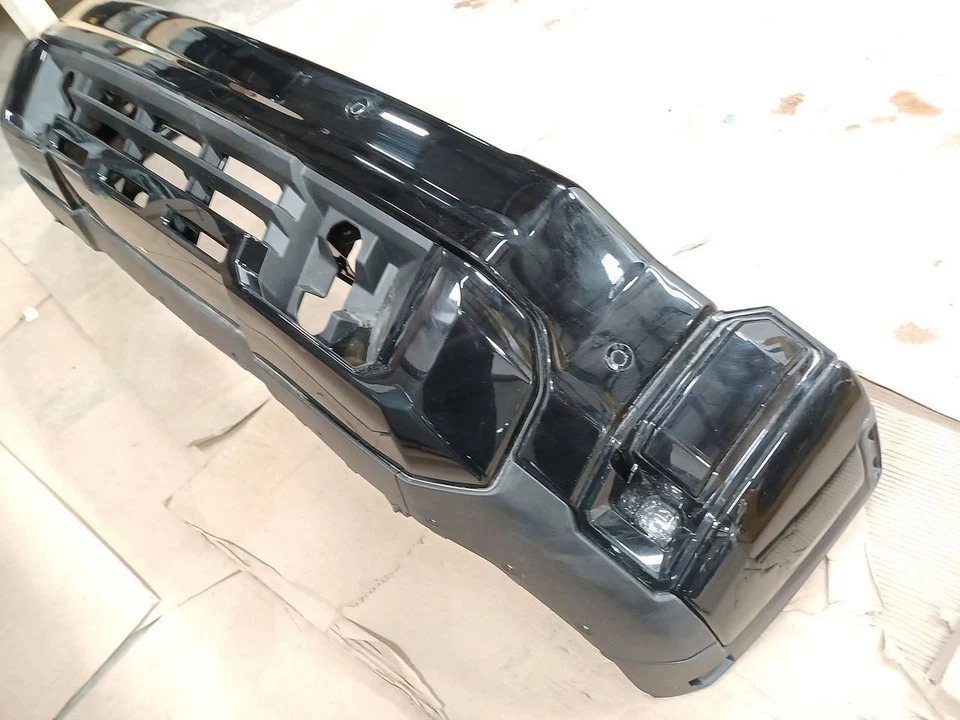 Parachoques delantero GMC Sierra 2500 HD 2024 3008638 Foto 2 de 4