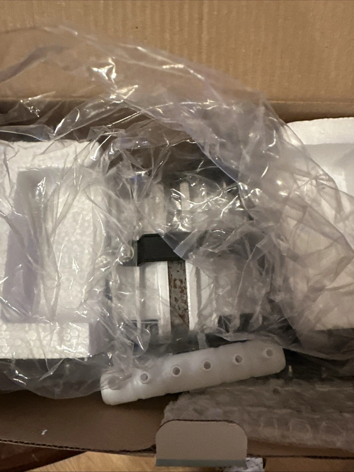 Bomba de aire Super Luft SL-65 3,9 PSI Coralife usada Foto 2 de 2