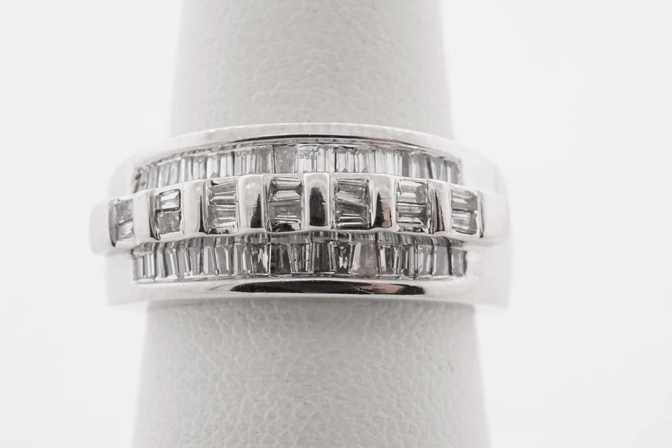 Anillo de diamantes de oro blanco 0,80 TCW talla 7,25 - descuento joyería fina Foto 4 de 4