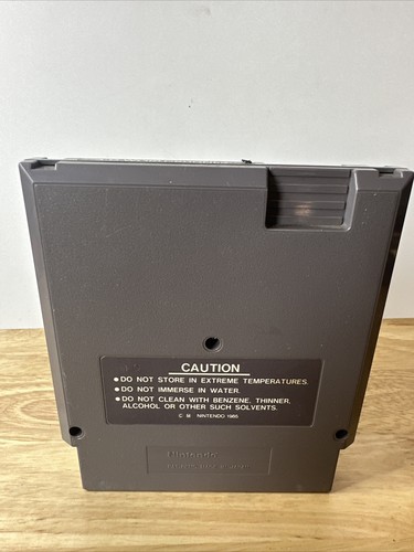3-D Worldrunner Nintendo Nes Authentic cartridge - Picture 3 of 4