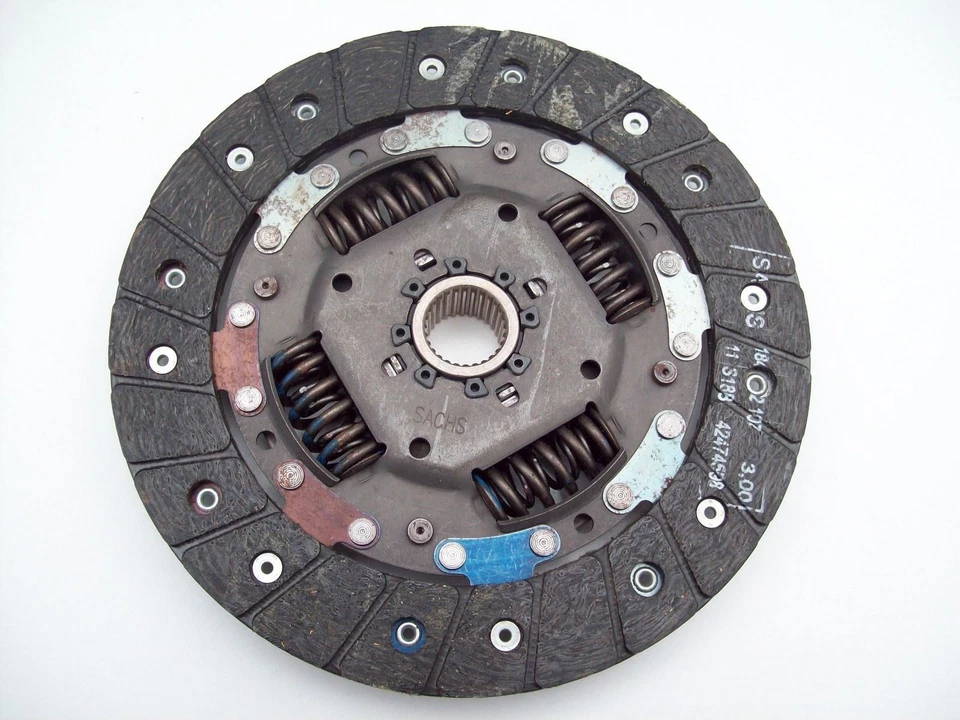 VW Polo 6R 9N Clutch Centre Plate Genuine 03D141031AX 2000-2015 - Image 2 of 3