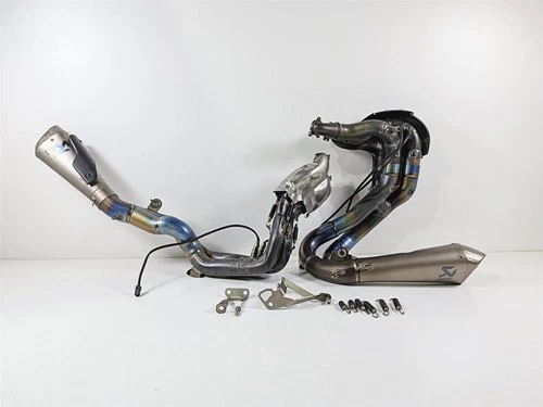 22-24 Ducati Panigale V4 S Akrapovic Titanium Exhaust System -Read 96482081A