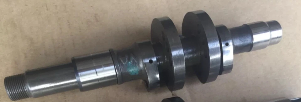 2003 Ducati ST4-S eixo de comando de admissão vertical OEM com bucha. - Imagem 3 de 4