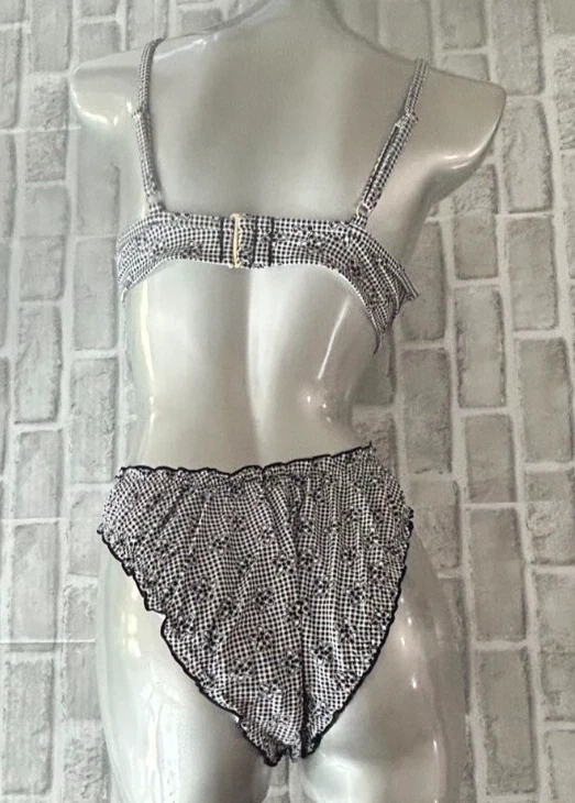 Frankies 粉色比基尼 Buttercup 比基尼上衣和哈德逊比基尼底部 2 件 XL — 第 2/4 张图片