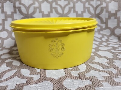 Tupperware - Harvest Yellow Servalier Stackable Canister #1204 & #1205 W/Lid VTG