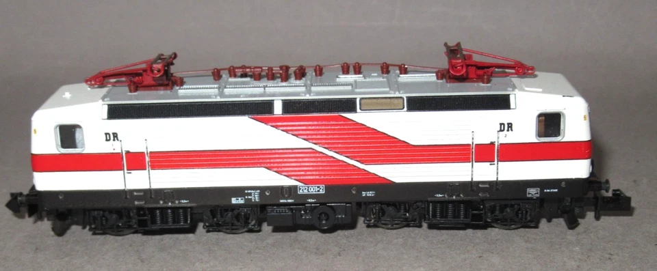 MINITRIX DDR Reichsbahn Elektrolok DR BR 212 001-2 in OVP 12880 Top! - Bild 4 von 4