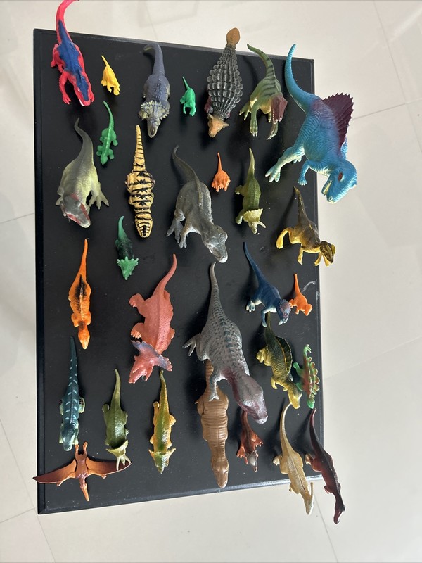 30 Aprox  pieces  set Mini Dinosaurs Animal Toys Set Wildlife Children Toys