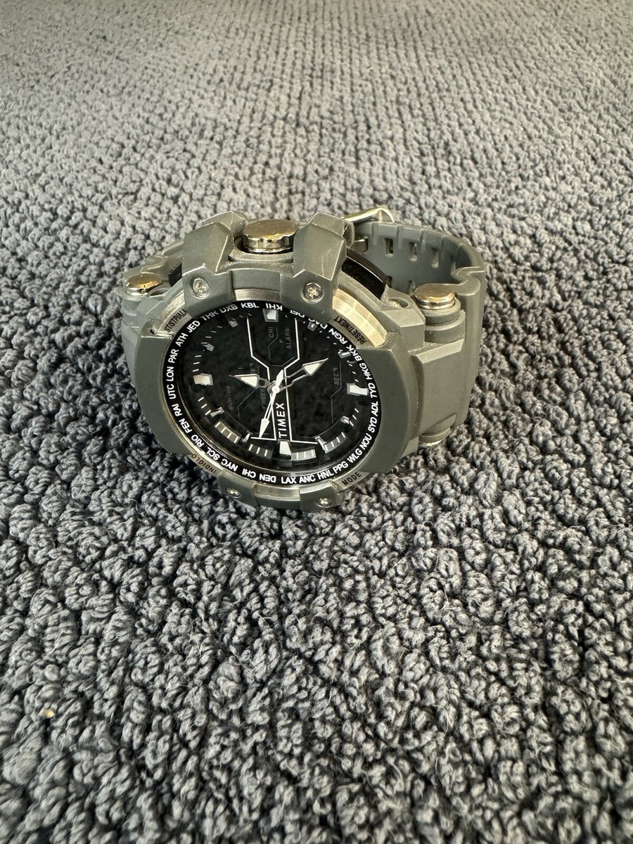 TIMEX TW5M22600 Gray Black Analog Digital Mens Watch Great Shape