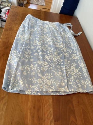 Boden 14 R 100% Linen Powder Blue & White Beautiful Floral Print Wrap Skirt - Picture 21 of 24
