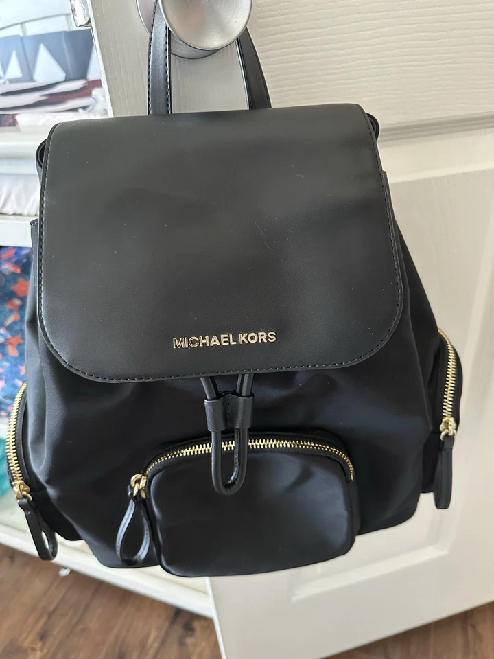 Mochila Michael Kors Abbey  Foto 2 de 4